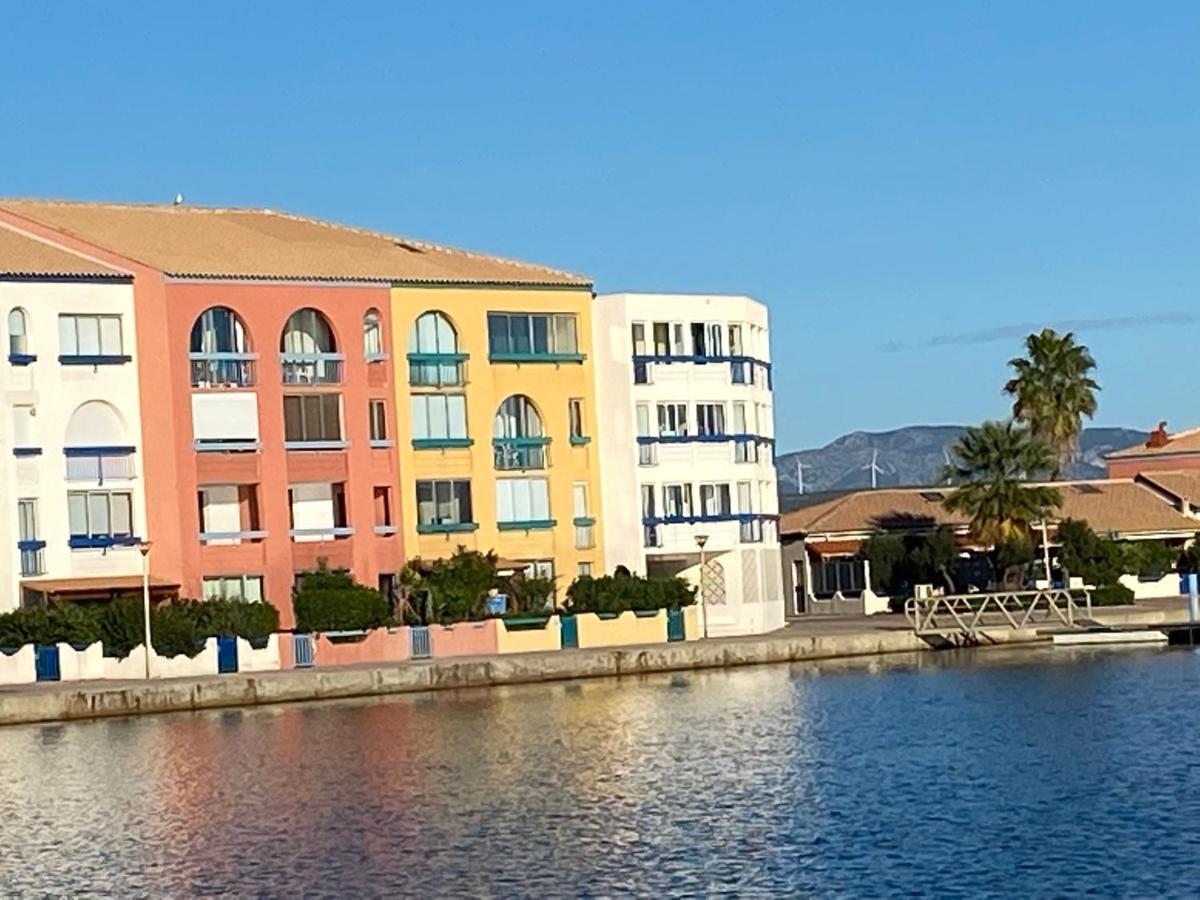 Appartement En Bord D'Etang Le Barcarès Exterior foto